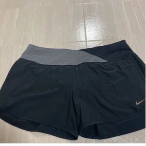 NIKEショートパンツ ランニングパンツ L