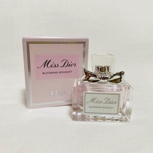 Christian Dior ディオール 香水5ml ミスディオール ブルーミングブーケ 新品未使用♪