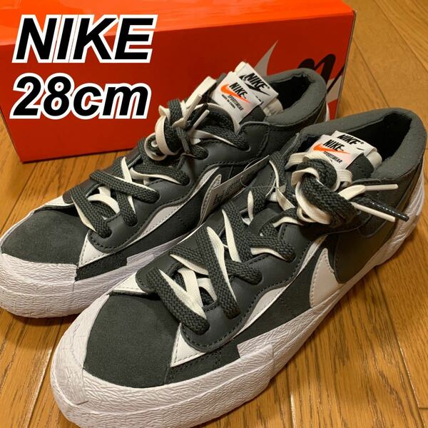 SACAI × NIKE BLAZER LOW "IRON GREY"