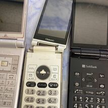 携帯電話 ガラケー　ドコモ SoftBank au vodafone まとめ売り　13台【ジャンク品】_画像8
