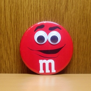 M &amp; M's Red Kyoro Kyoro Can Badge M &amp; M M &amp; M America Chocolate American Miscellese Goods