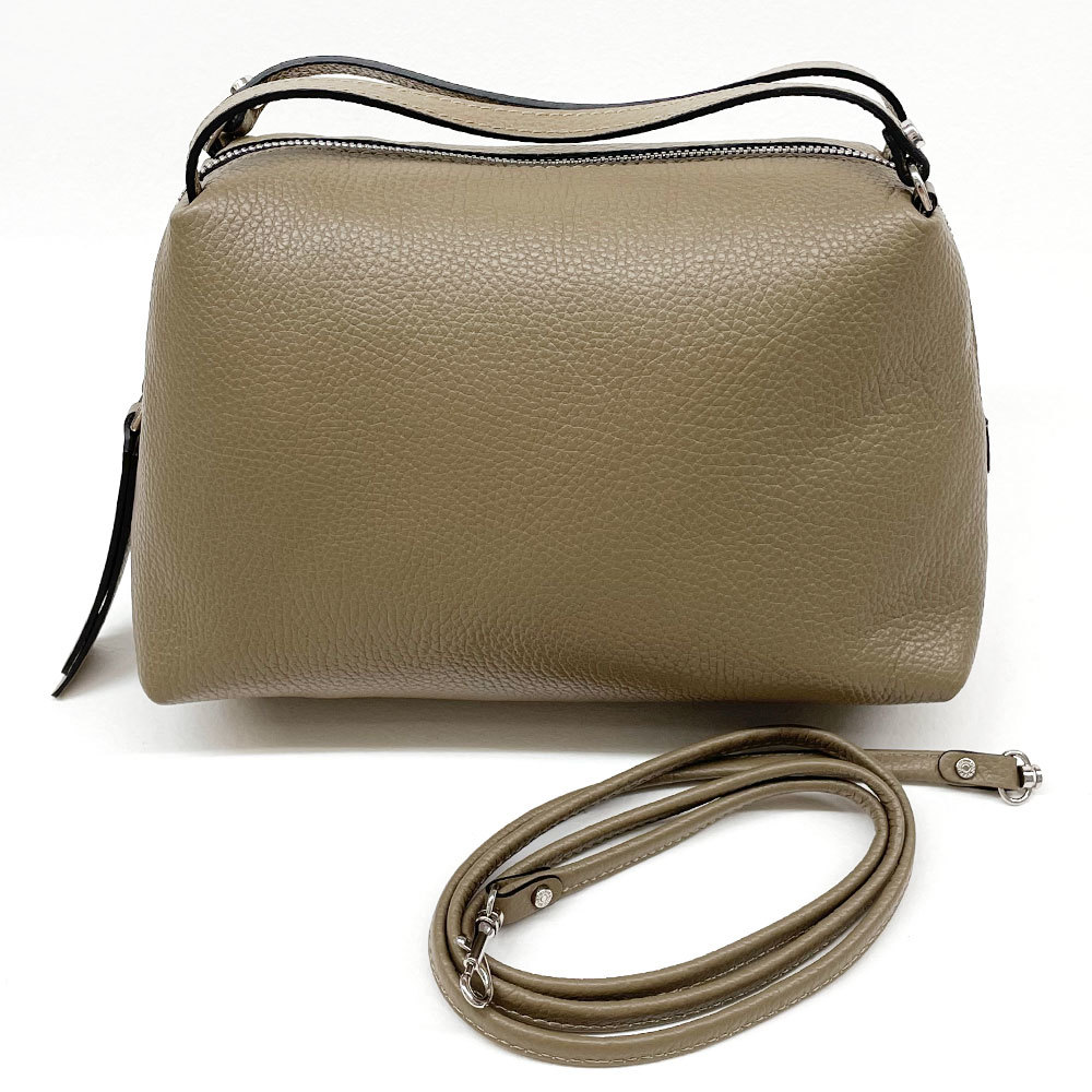 ヤフオク! -「gianni chiarini ジャンニキャリーニ」(ショルダーバッグ ...