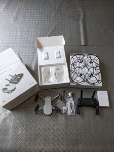 MAVIC DJI ドローン Mavic mini ラジコン飛行機
