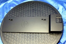 2台入荷 HP ▲2013 / D9Y32AA#ABJ▼　ウルトラスリム ドッキングステーション ACアダプター付き　(黒カバー付)　35332Y_画像2