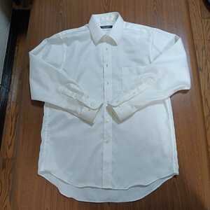 BELLUMORE　ベルモレ　ドレスシャツ(長袖)４０ー８２ 綿１００％　生地にはり光沢あり　８０番手双糸　白ホワイトストライプ　BEL424-01