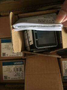 ★新品★ OMRON E5CC-QX2ASM-802 デジタル温度調節計 保証付き　