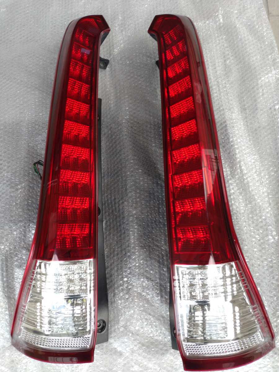 セレナ c25 LEDテール 美品 レンズ割れ無し 車検適合 villededakar.sn