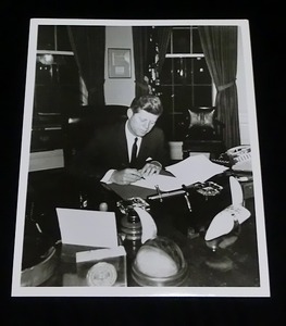  ジョン・F・ケネディ 25.5×20.5cm スチール写真 米国 アメリカ 大統領 John F Kennedy 60年代 USA プレジデント ホワイトハウス