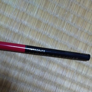 インテグレートリキッドアイライナーブラウン