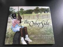 ♪♪【人気・洋書絵本】 The Other Side/Jacqueline Woodson 英語♪♪_画像1