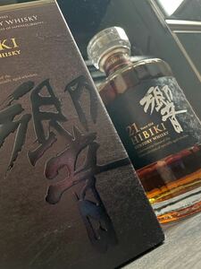 【新品・未開封】響21年 ウイスキー サントリー HIBIKI SUNTORY 正規品シール付き
