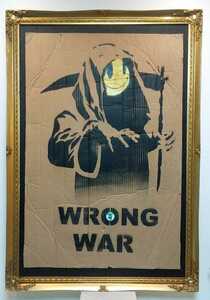 破格！Banksy(バンクシー)！2003年、イラク戦争デモの際に使用、本物の段ボール看板◆イラク戦争反対のバッジ付◆2007年額装済◆Dismaland