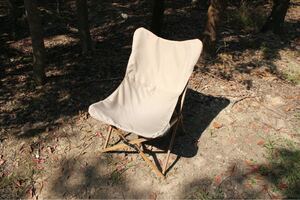 バタフライチェア　折りたたみ式椅子　ハイキング アウトドア椅子　キャンプ用チェア　アルミ合金　収納袋付き　コンパクトサイズ収納便利