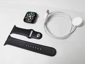 Apple watch SE アップルウォッチ 44㎜ スペースグレイ MYDT2J/A A2352 アクティベーションロック解除済 スポーツバンド GPS 磁気充電器