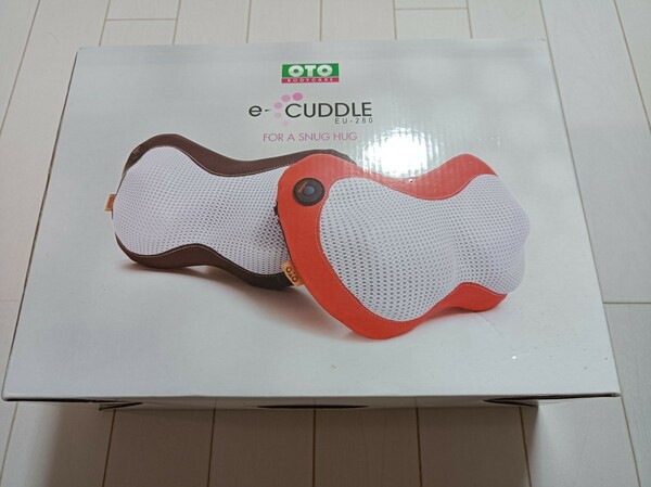 新品箱入動作確認済OTO EU-280 e-Cuddle Massager 変換アダプタ付　シンガポール購入　マッサージ