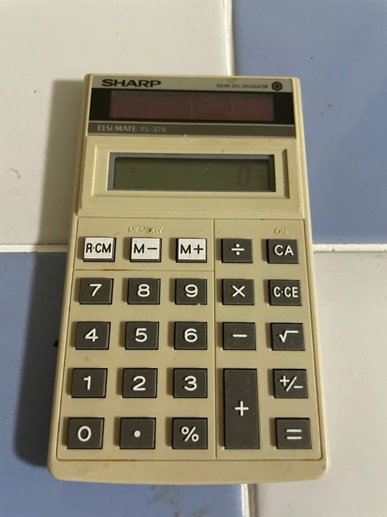 納得できる割引 SHARP製 電卓 ELSI804型 完動品 ※レトロ品 約50年前