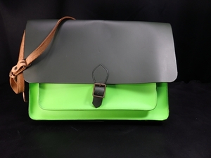 J by Jas.M.B./BEAMS. green x fluorescence yellow green leather clutch & shoulder almost unused / one part defect 