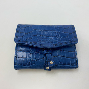 美品◆Kanana project　カナナプロジェクト　三つ折り財布　レザー型押し　ブルー　ミニ財布