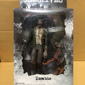 NECA バイオハザード ゾンビ フィギュア