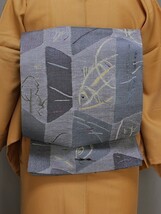 丸帯　変わり織の袋帯　グレーの帯　リバーシブルの帯　高級おしゃれ帯　送料無料　Q3805-02_画像1
