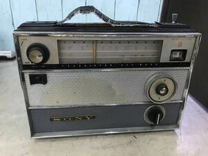  昭和レトロ SONY ソニー ラジオ　TR-812 本体のみ　ジャンク（80s）