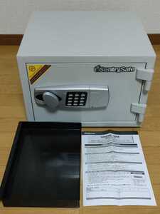 滋賀発 SENTRY (セントリー) 耐火 金庫 15L A4フラットファイル テンキー式 A4 トレイ付き JBS-NT310H 引き取り限定 配送不可