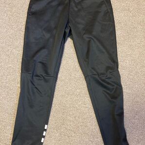 adidas ジャージパンツ