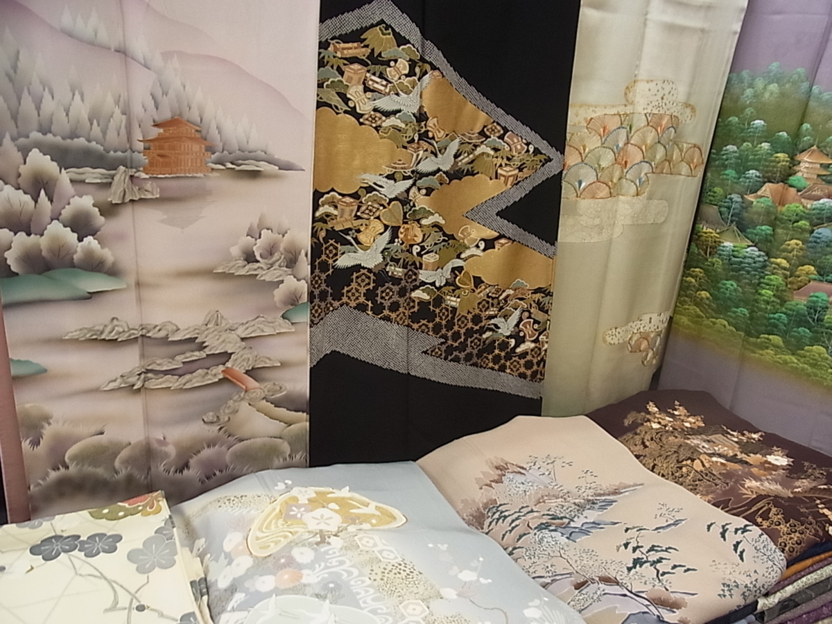 認定証付き 天然草木 紅花染 黒地に銀通しのスワトウ刺繍の袋帯 着物-