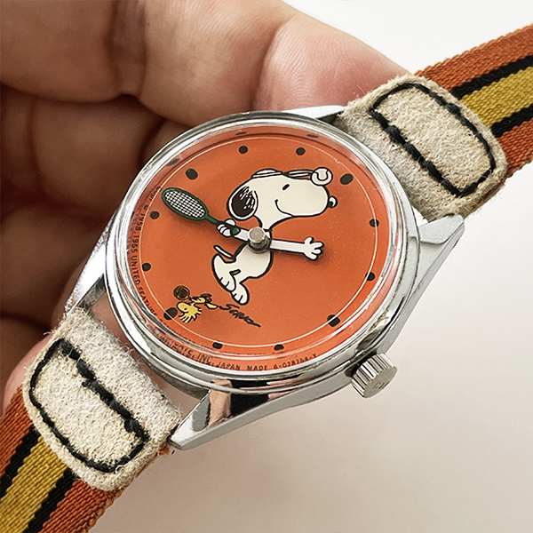 昭和レトロ ❤︎PEANUTS スヌーピー❤︎ 手巻き式腕時計 ヴィンテージ