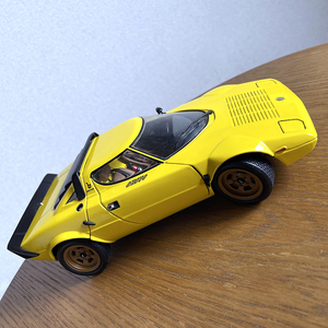 >>>京商 1/18 ランチア ストラトス HF ストラダーレ KYOSHO LANCIA STRATOS HF ※ジャンク箱なし
