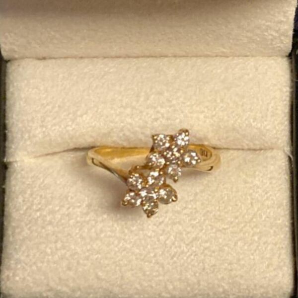 K18 ダイヤモンドリング　ジュエリー　指輪　ダイヤのお花　サイズ9号　 レディースリング ダイアモンド　アンティーク　日本製