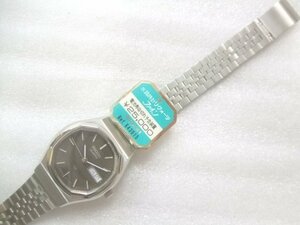 デッドストック未使用1980s高級リコークオーツ腕時計定価25000円動品　U381