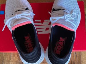 New Balance】 FRESH FOAM ROAV W