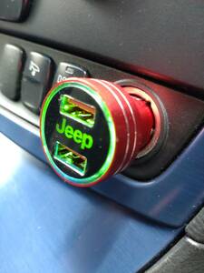 JeepシガーソケットUSB 2ポート急速充電器 ロゴ点灯タイプ(レッド)