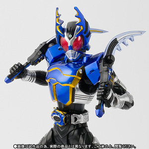 バンダイ　魂ウェブ商店　 S.H.Figuarts （真骨彫製法） 仮面ライダーガタック ライダーフォーム 　新品未開封品