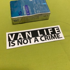 Vanning Ain't No Joke　★Van Life Is Not A Crime★ステッカー　ヴァニングエインノージョーク　USDM　バンライフ