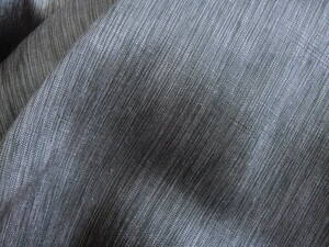＜銀の斧＞正絹・タイシルク シャングレー・約3メートル・たて糸黒色・よこ糸グレー系・絹織物・その3