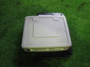  Volvo 40 series E-4B4204 transmission computer 2000 S40 B4204 silver 36375