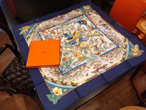 未使用品 HERMES/エルメス スカーフ カレ90 シルク100％ 総柄 TROPIQUES トロピック トロピカル レディース マルチカラー