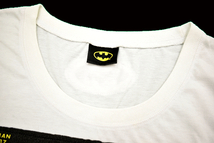 Y-4515★送料無料★公式 BATMAN バットマン ジョーカー アメコミ★ホワイト白色 両面プリント 袖口ロールアップ 半袖 T-シャツ Ｓ_画像2