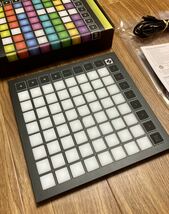 Novation Launchpad mini MK3 デッキセーバー（カバー）付き　美品_画像2