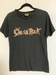 説明文必読/ONEOKROCKワンオクロック半袖Tシャツ/Mサイズ/ブラック/黒/バンド/USED/T shirt/Tee/使用感/古着/使用の経年