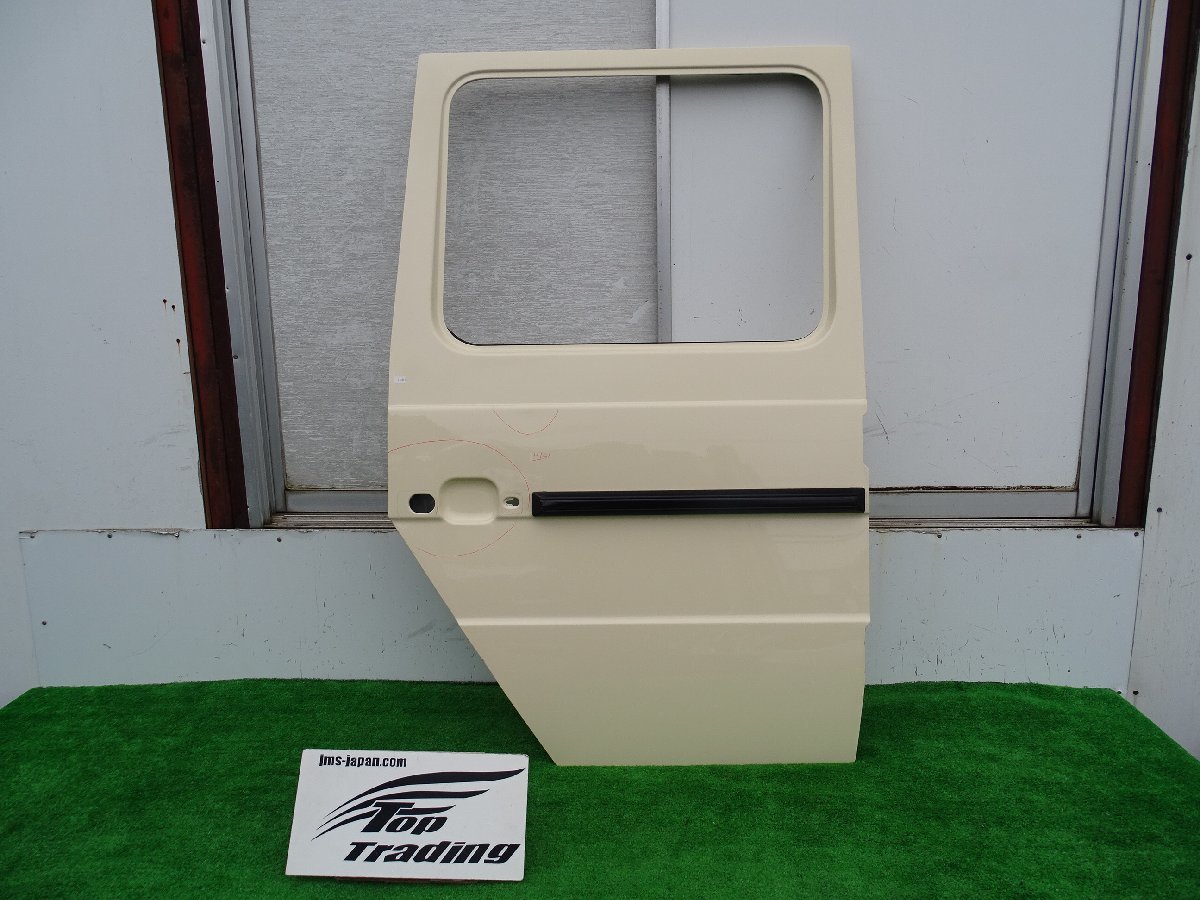 K9913VC ベンツ 純正 Gクラス W463 ヘリテージエディション 右 リアドア ライトアイボリー623