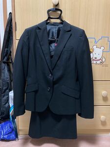 11号　洋服の青山 レディーススーツ