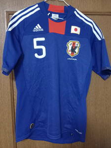 サッカー日本代表　レプリカユニフォーム　稲本潤一　背番号５番　Sサイズ