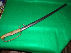明治のサーベル軍刀の拵え　中身は模造刀