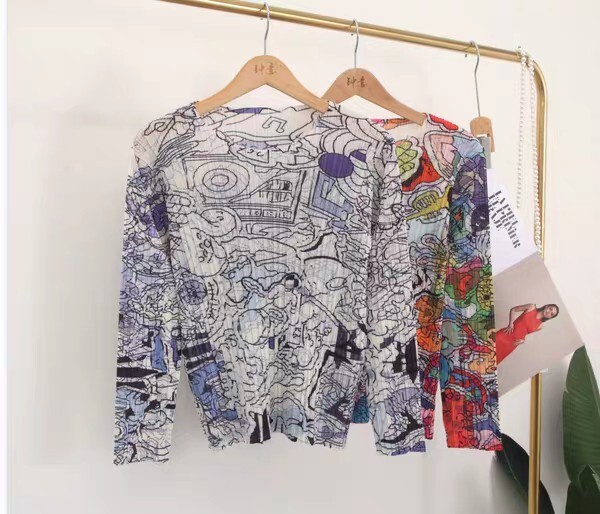 トップス新品please 素材人気綺麗素敵 花柄