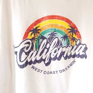 SHEIN Tシャツ　カリフォルニア　ホワイト　/Y092