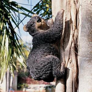 ヨンヴァ、クライミング ベア(木登りする熊 クマ)の彫像 彫刻/ ガーデニング 樹木 園芸 庭園（輸入品）