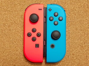Joy-Con (L) ネオンレッド / (R) ネオンブルー